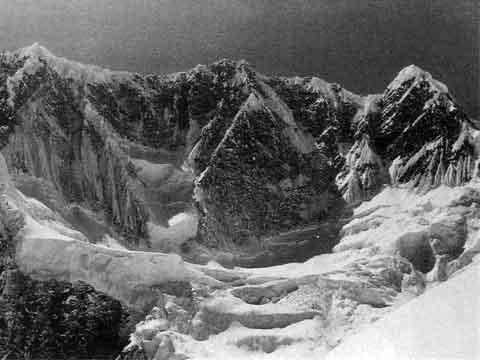 
Broad Peak First Ascent Central Summit From Chinese Side 1992 - Broad Peak East Face With Main Summit in middle and Central Summit on right - alpinejournal.org.uk - photo by Kurt Diemberger
